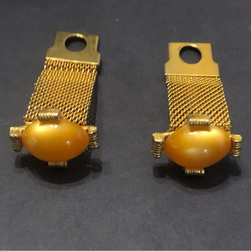 🌸VTG Moonglow Cufflinks